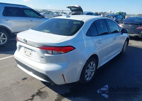 2022 Toyota Corolla Le z USA, uszkodzony, nr VIN JTDEPMAE6N3010718